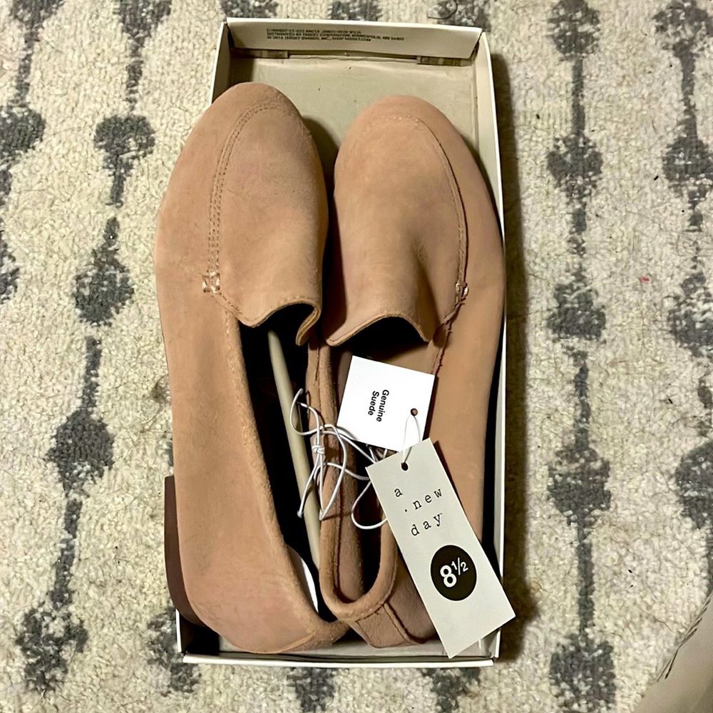 Target A New Day Blush Pink Flats, size 8 1/2. Never worn tags still on.